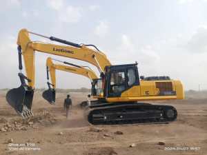Jcb & Hitachi - રાજકોટ